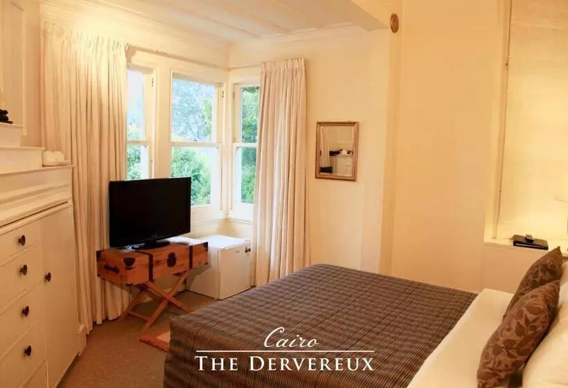 سوییت, The Devereux Boutique