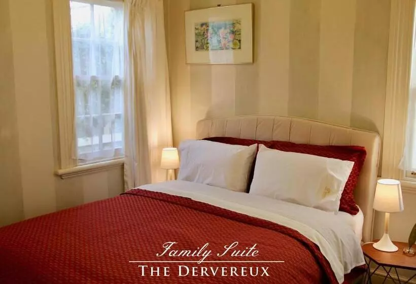 استودیو خانوادگی, The Devereux Boutique