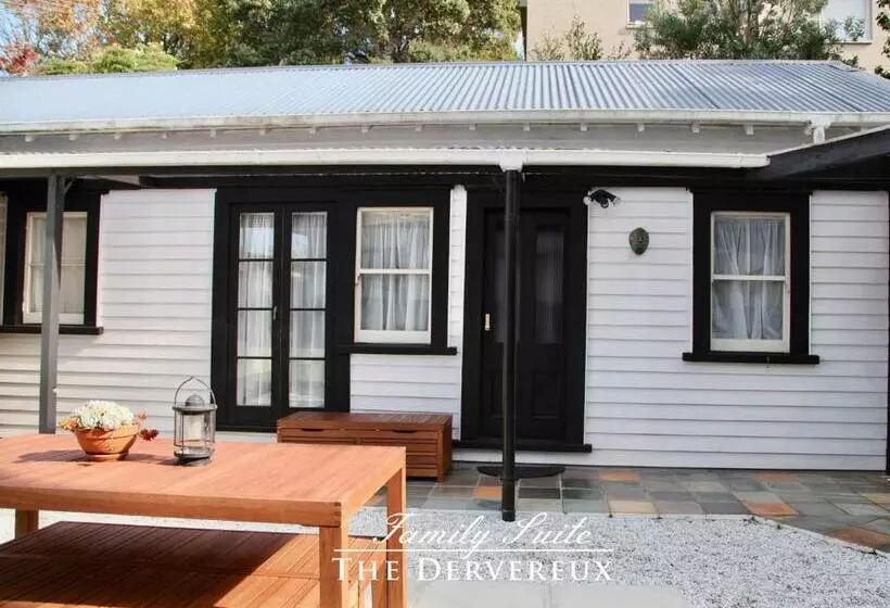 استودیو خانوادگی, The Devereux Boutique