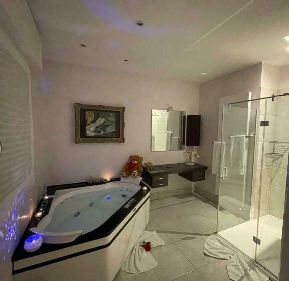 اتاق استاندارد با وان آب گرم, My Comfort