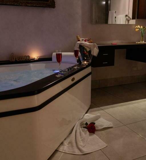 اتاق استاندارد با وان آب گرم, My Comfort