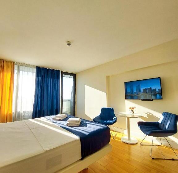 استودیو استاندارد با تخت کینگ, Orbi City Apartments