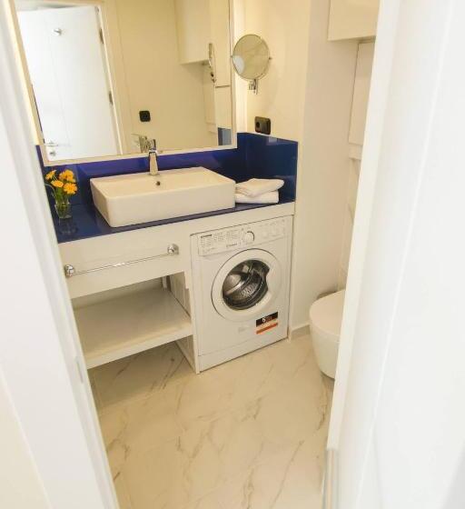 استودیوی لوکس, Orbi City Apartments