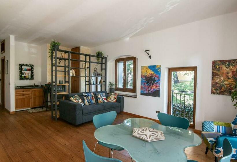 سوییت خانوادگی, Rooms Relais Art Borgocastello3