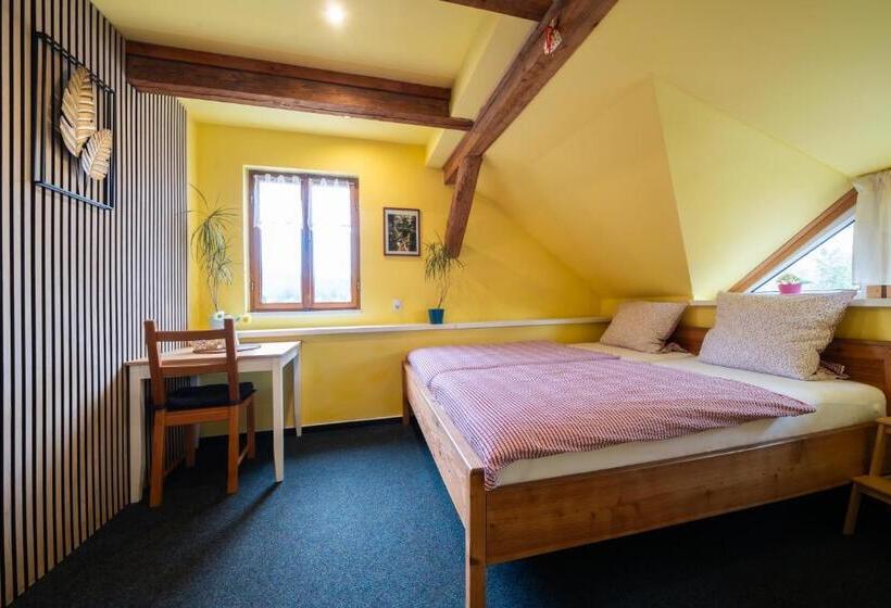 غرفة قياسية, Penzion Na Výšinkách, Jetřichovice, české švýcarsko