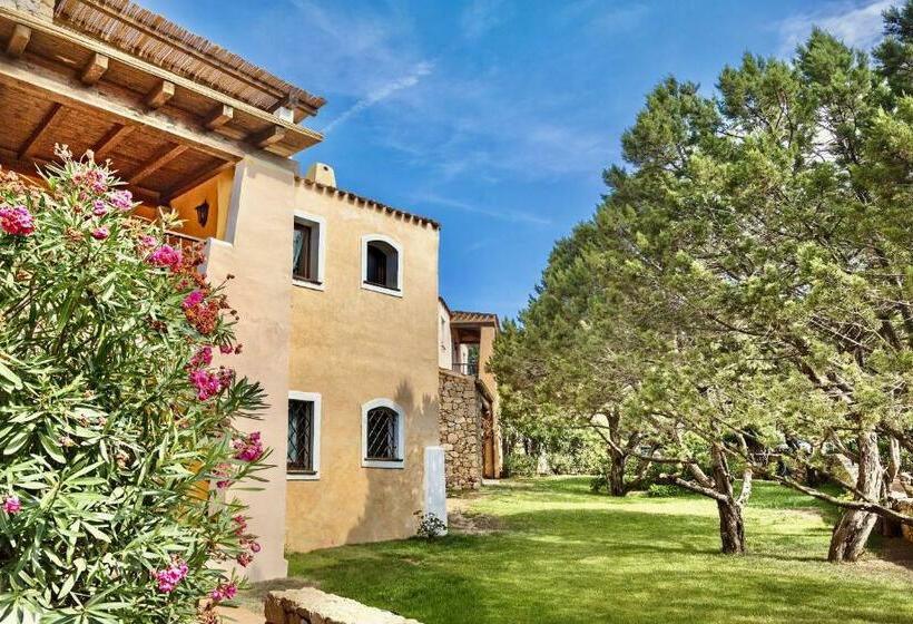 דירת חדר סופריור, Residence Con Piscina A Liscia Di Vacca, 350 Mt Dal Mare, 3 Km Da Porto Cervo