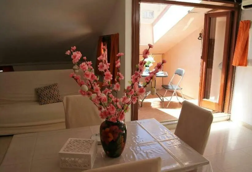 テラス付き1ベッドルームアパートメント, B&b Dell Artista Vico Equense