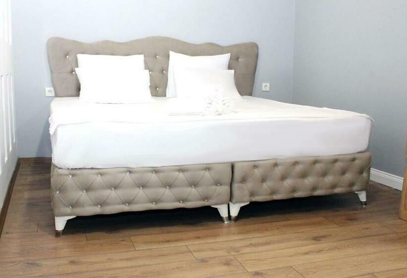 バスタブ付きスタンダードルーム, Biglife