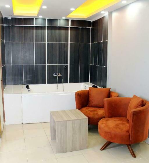 キングサイズベッドのデラックスルーム, Biglife