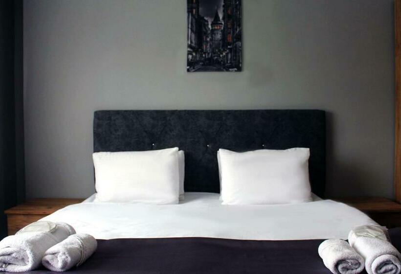 エコノミールーム, Biglife