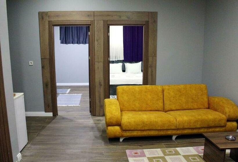 デラックスファミリールーム, Biglife