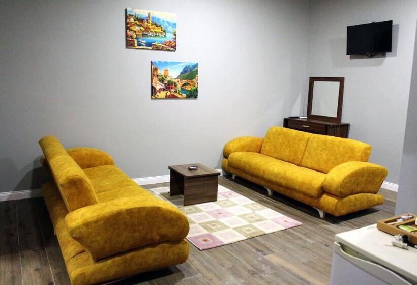 デラックスファミリールーム, Biglife