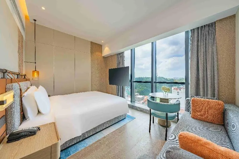身障者適用キングサイズベッドルーム, Holiday Inn Zhuhai City Center, An Ihg