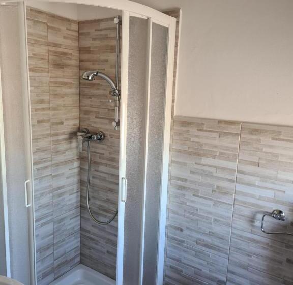 스탠다드 룸, New Napoleonico