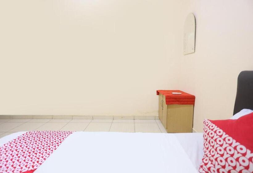 キングサイズベッドのスタンダードルーム, Spot On 91885 Wisma Heksa