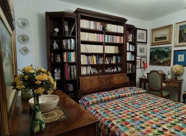 غرفة قياسية, Rua Dell Arco 11