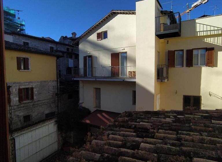 غرفة قياسية, Rua Dell Arco 11