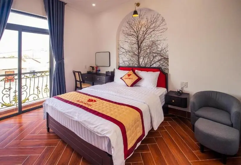 اتاق لوکس با تخت بزرگ, Ruby Hotel Vĩnh Long