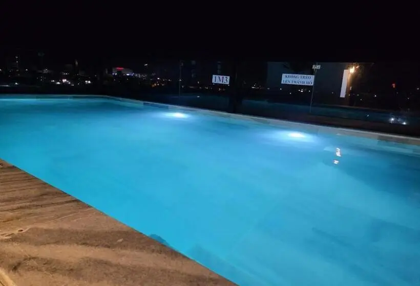مجموعه ویستا شهر, Ruby Hotel Vĩnh Long