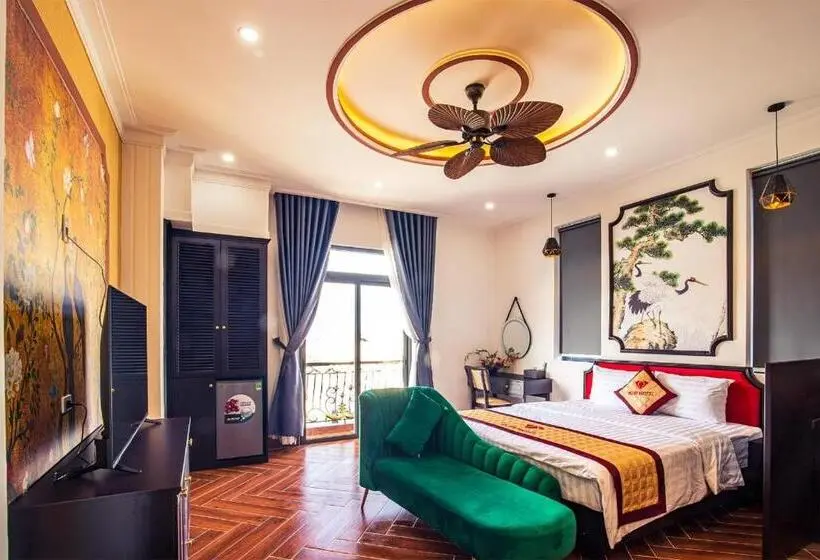 مجموعه ویستا شهر, Ruby Hotel Vĩnh Long