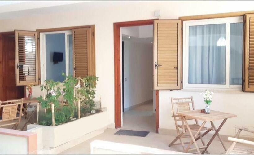 １階の１ベッドルームアパートメント, Sirina House Taormina