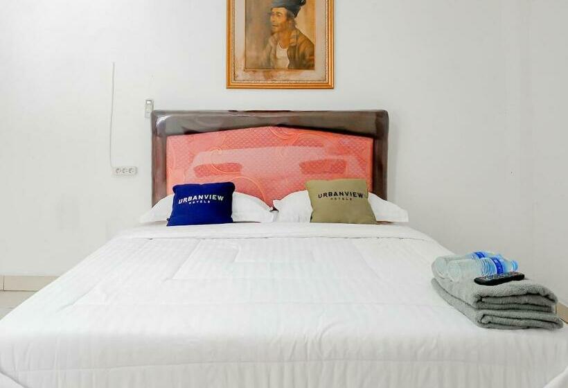 スタンダードルーム, Urbanview Hotel Rio Life House Cianjur By Reddoorz