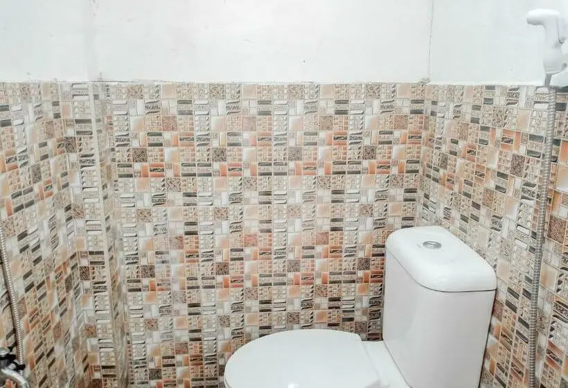 スタンダードルーム, Urbanview Hotel Rio Life House Cianjur By Reddoorz