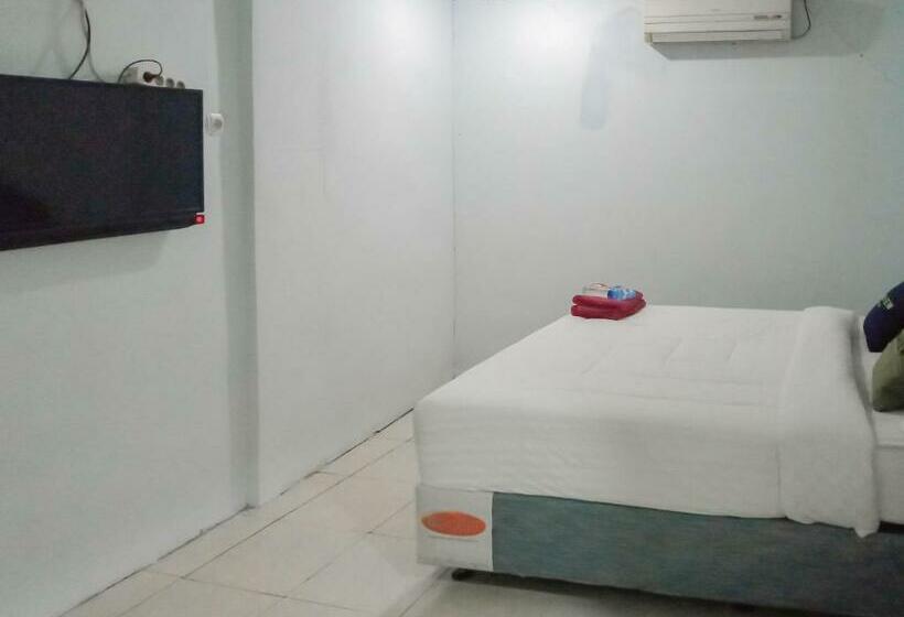 スタンダードルーム, Urbanview Hotel Rio Life House Cianjur By Reddoorz