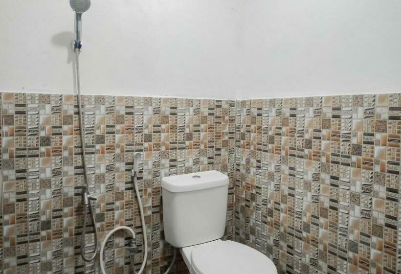 エコノミールーム, Urbanview Hotel Rio Life House Cianjur By Reddoorz