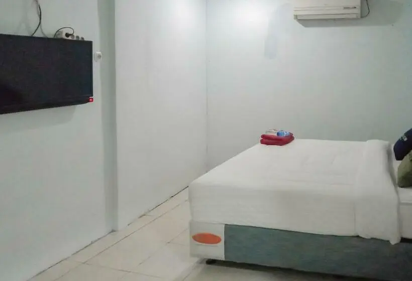 エコノミールーム, Urbanview Hotel Rio Life House Cianjur By Reddoorz