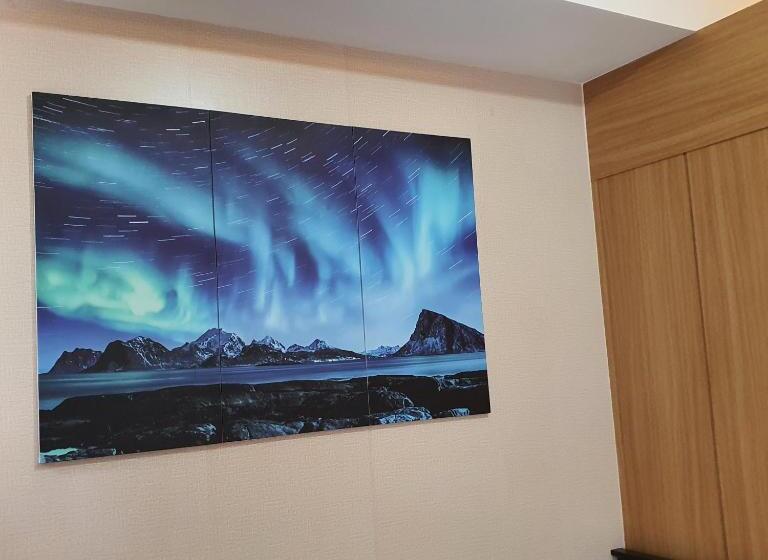 آپارتمان 1 خوابه با بالکن, Shell Residences