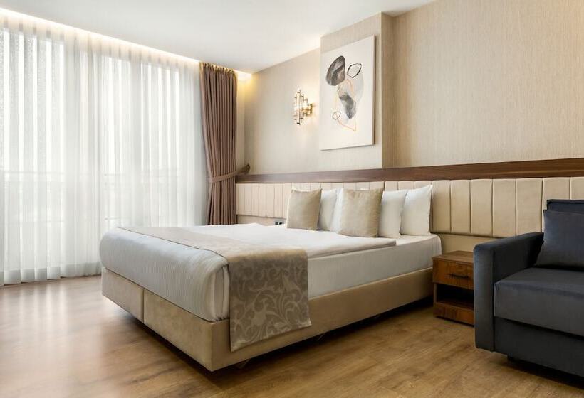 اتاق لوکس, Trademark Collection By Wyndham Operla Airport Hotels