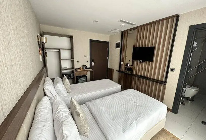 身障者適用スタンダードルーム, Trademark Collection By Wyndham Operla Airport Hotels