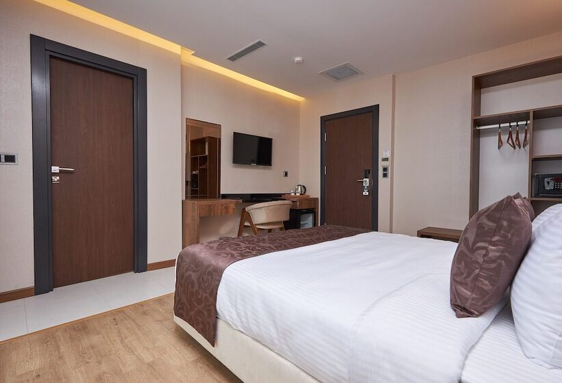 اتاق سوپریور, Trademark Collection By Wyndham Operla Airport Hotels