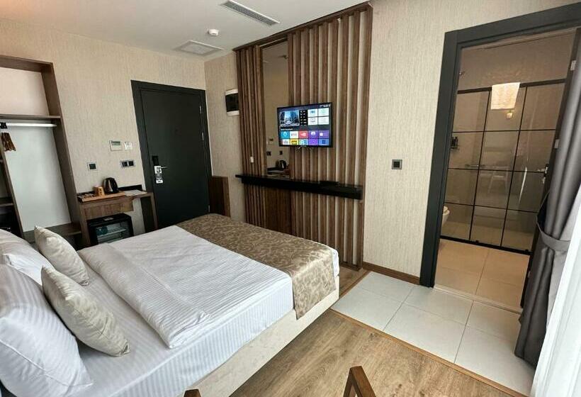 高级大房间, Trademark Collection By Wyndham Operla Airport Hotels