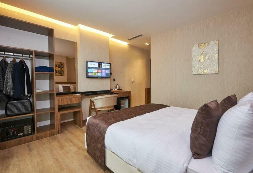 豪华房间, Trademark Collection By Wyndham Operla Airport Hotels