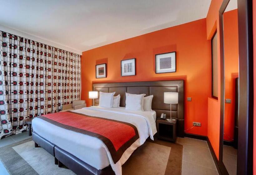 Номер Deluxe, Akwa Palace Douala