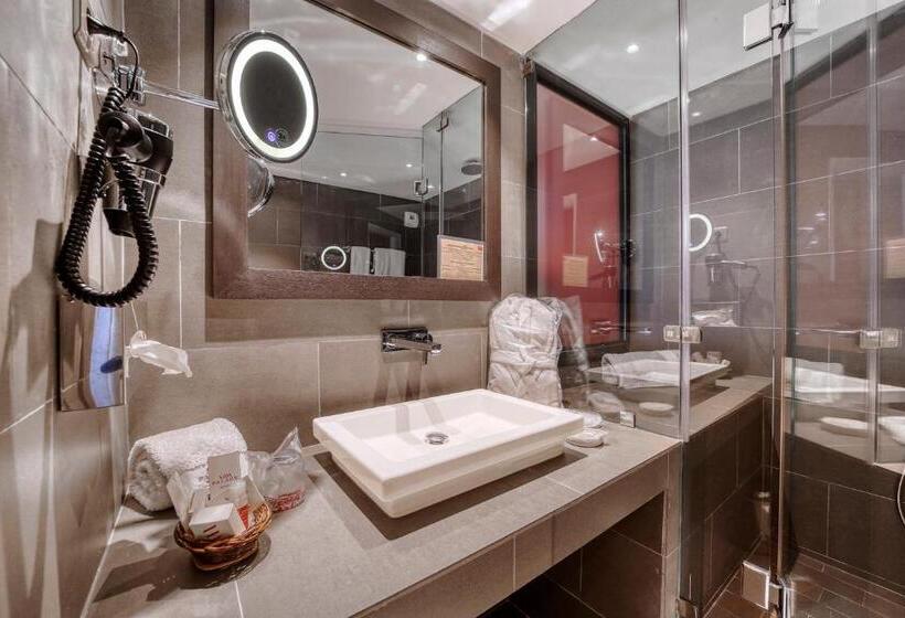 Номер Deluxe, Akwa Palace Douala