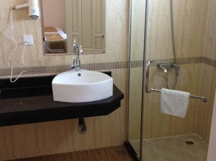 اتاق سوپریور, Classic Hoang Long