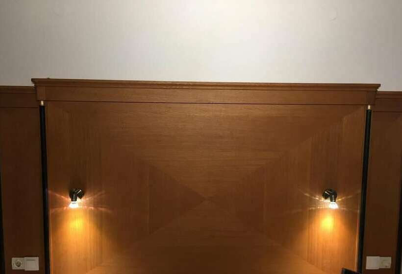 إستوديو قياسى, Diamond Beach Apts & Studios