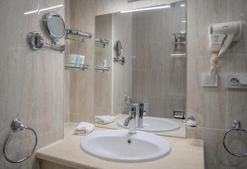 اتاق استاندارد یک نفره, Jannat Regency