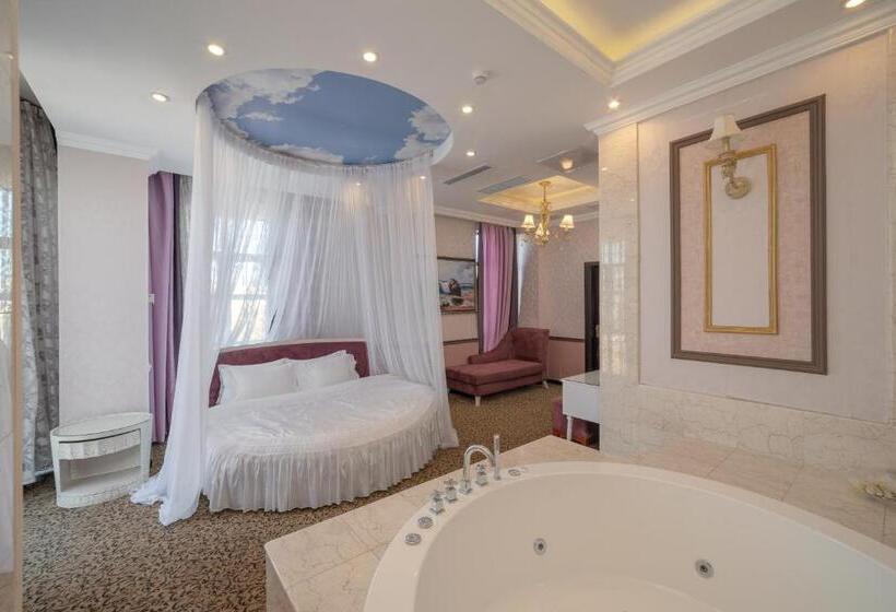 سوییت اجرایی, Jannat Regency