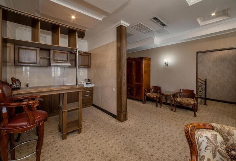 سوئیت پرزیدنت, Jannat Regency