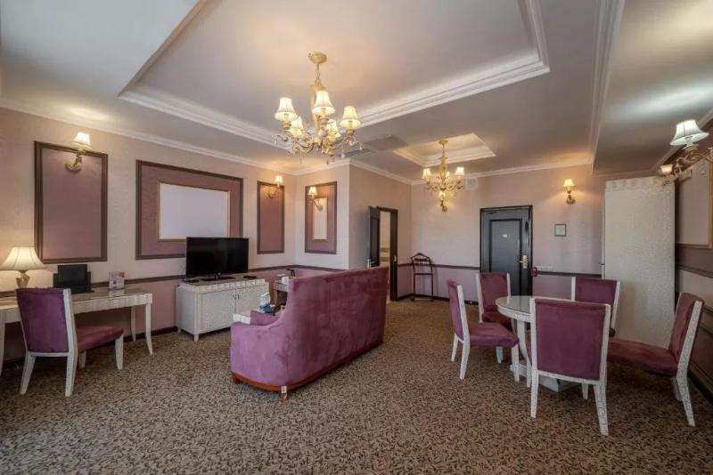 سوییت اجرایی, Jannat Regency