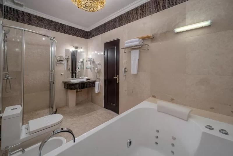 سوئیت پرزیدنت, Jannat Regency