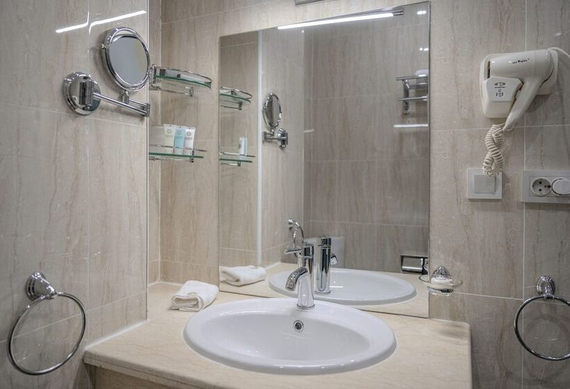 اتاق استاندارد یک نفره, Jannat Regency