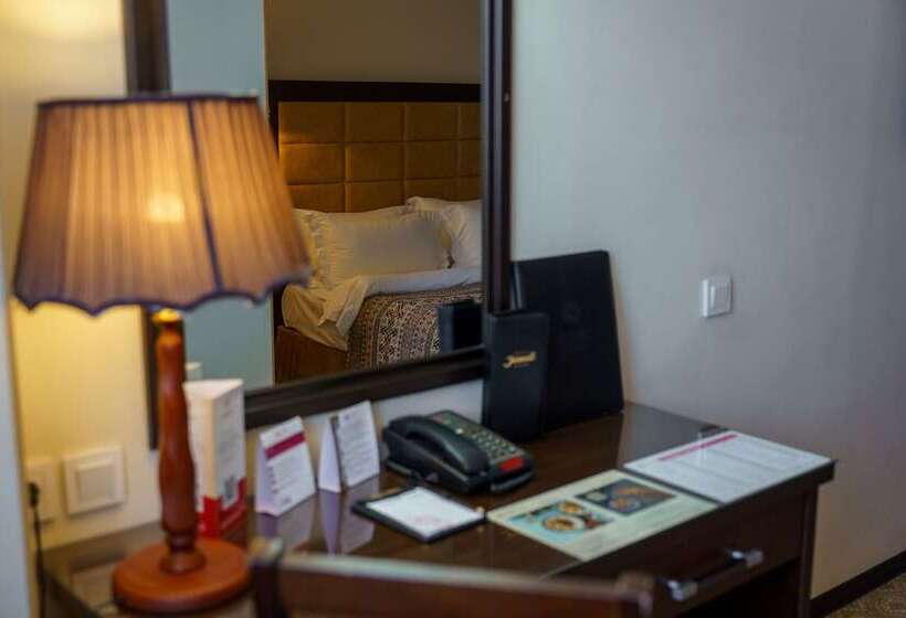 اتاق استاندارد یک نفره, Jannat Regency