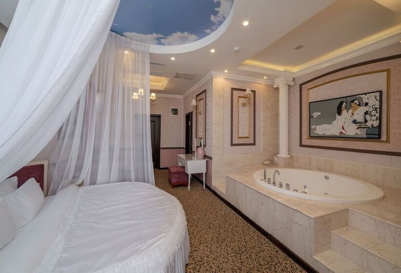 سوییت اجرایی, Jannat Regency