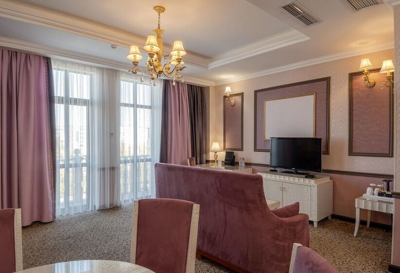 سوییت اجرایی, Jannat Regency