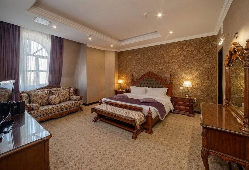 سوئیت پرزیدنت, Jannat Regency